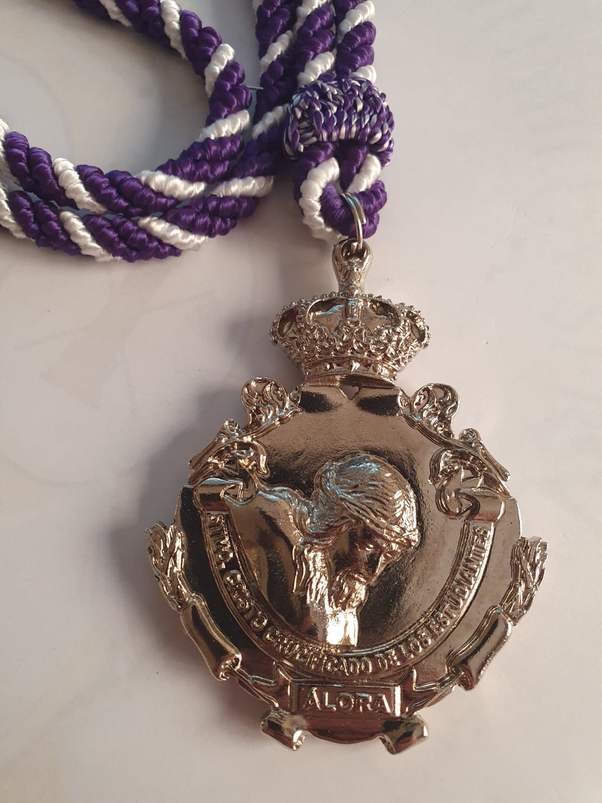 Nueva medalla Cristo de los Estudiantes - Imagen 3
